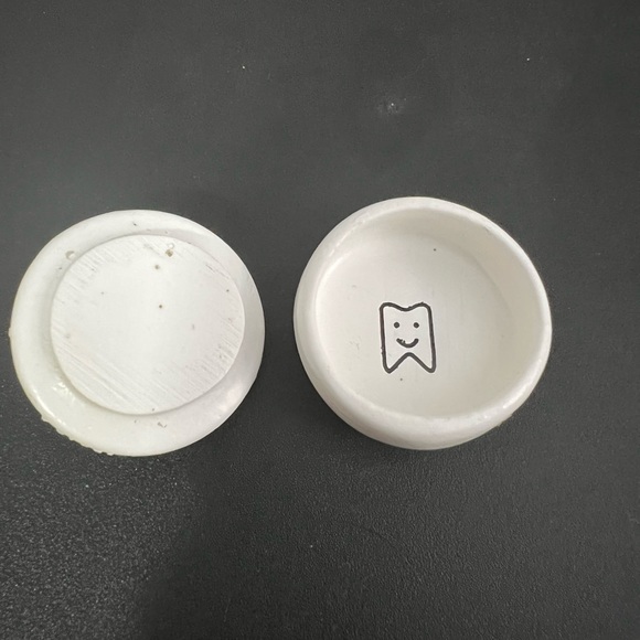 Kids Woden Tooth Fairy Jar - Picture 4 of 4